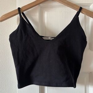 black crop tank top